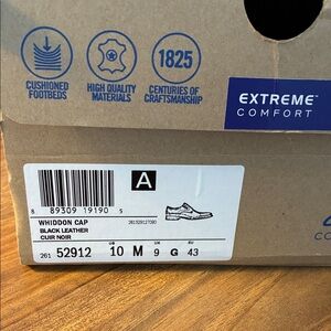 Clarks Black Leather Oxfords